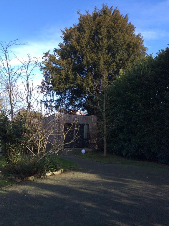 Les Cabanes De Do Le Mans Luaran gambar